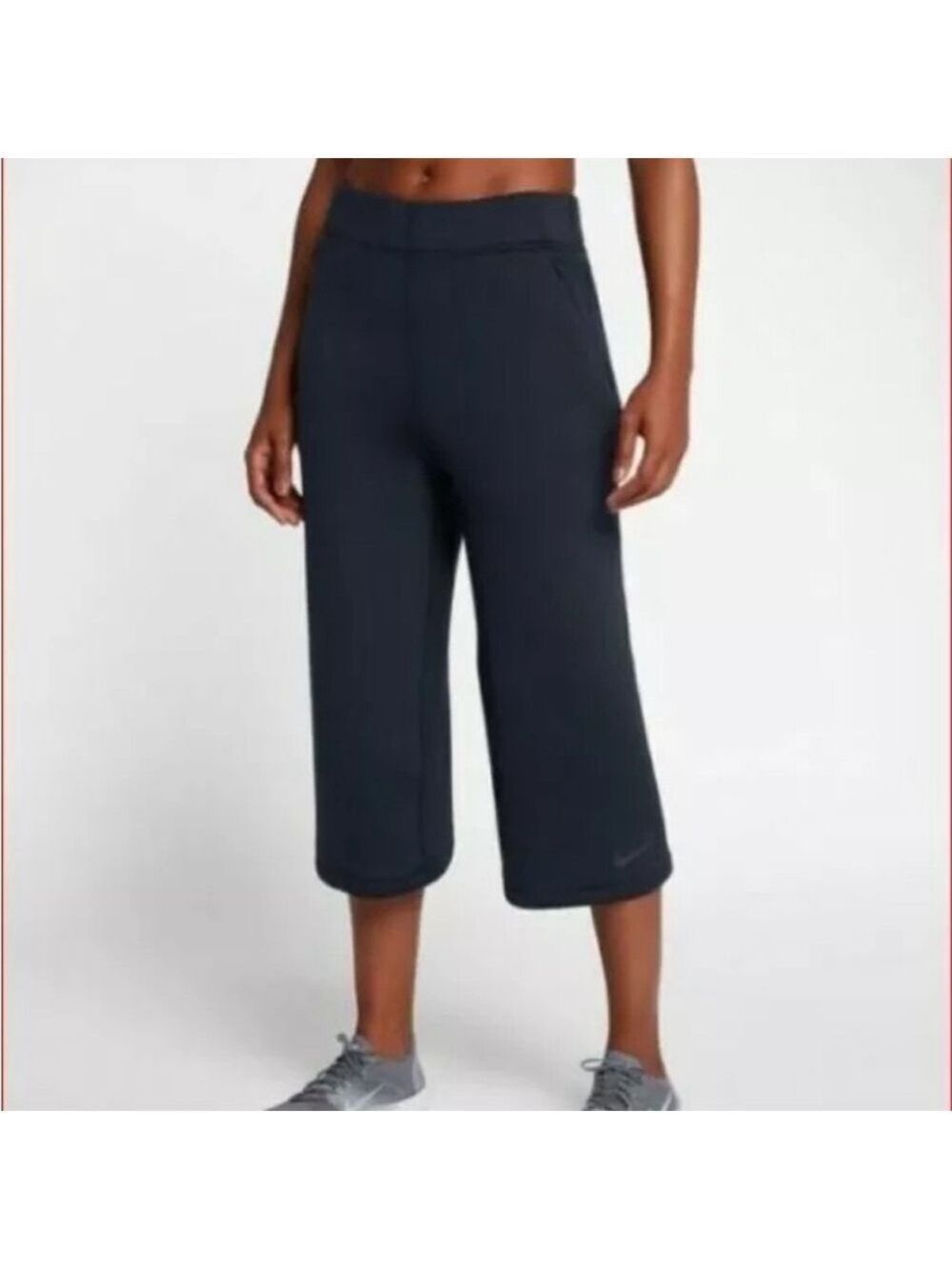 Nike Dri Fit Workout Capri Wide Leg Pants Womens Medium Black Elastic Wide Waist